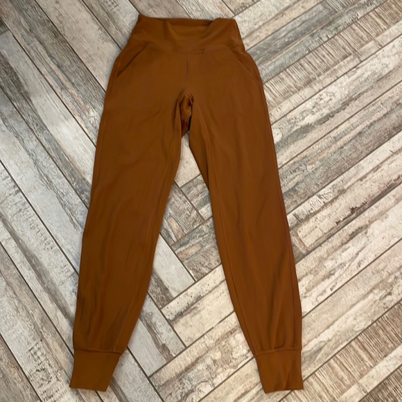 Lululemon align jogger size 2, washed and never worn - Picture 1 of 5